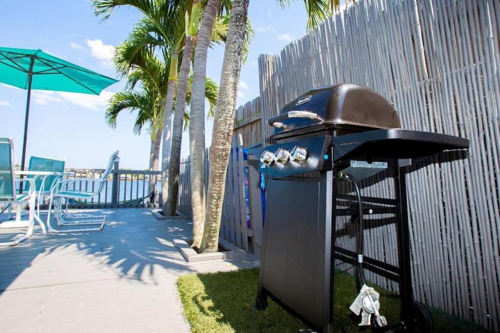 Lakefront Retreat Villa Water View Fishing Casino Fort Lauderdale Esterno foto